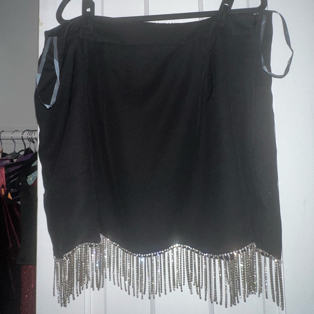 Arula size 2x/B Black Sequin Fringe Skirt